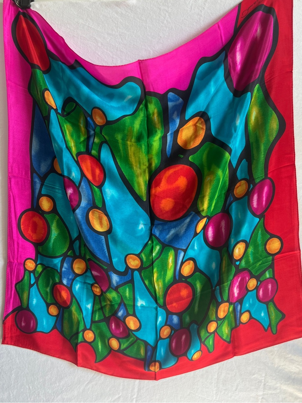 Vibrant Oscar de la Renta 100% Silk Scarf